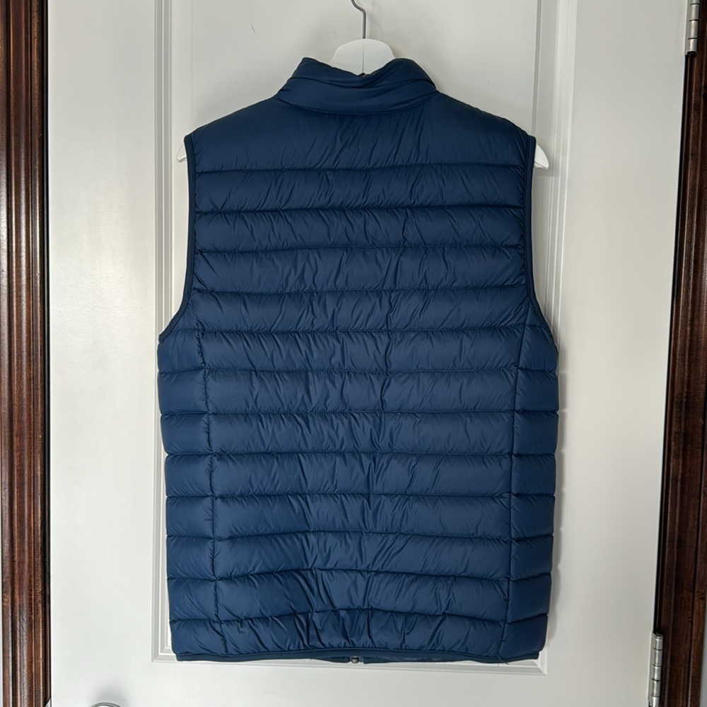Weatherproof Vest - Picture 3 of 4